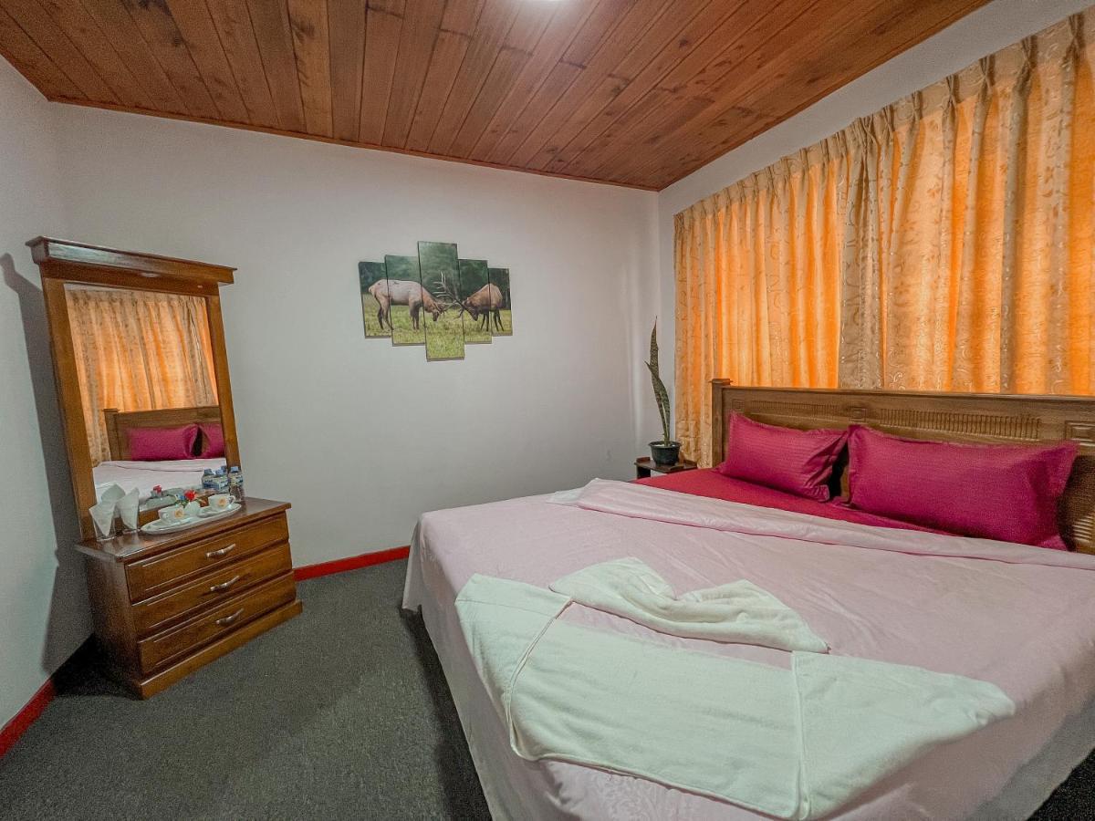 Royal Guest Hotel Inn นูวาราเอลิยา ภายนอก รูปภาพ