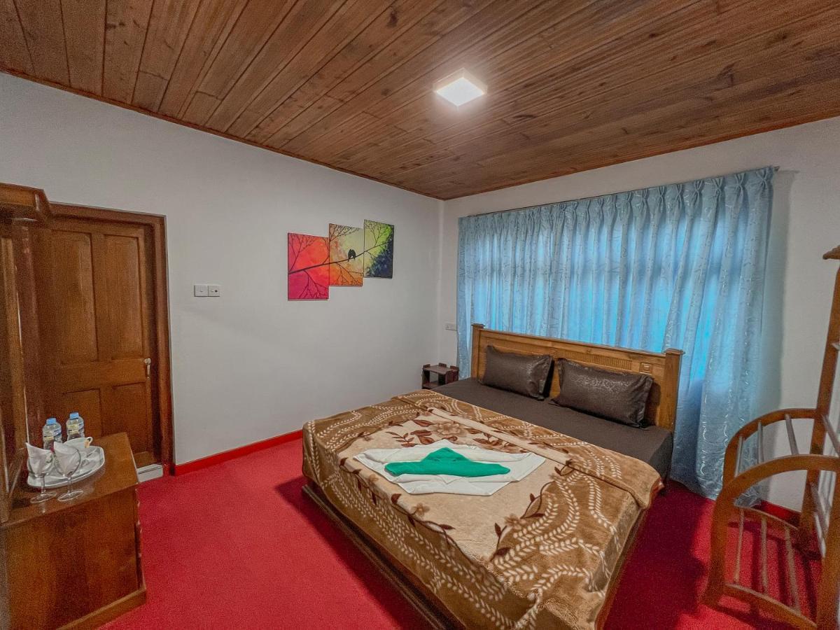 Royal Guest Hotel Inn นูวาราเอลิยา ภายนอก รูปภาพ