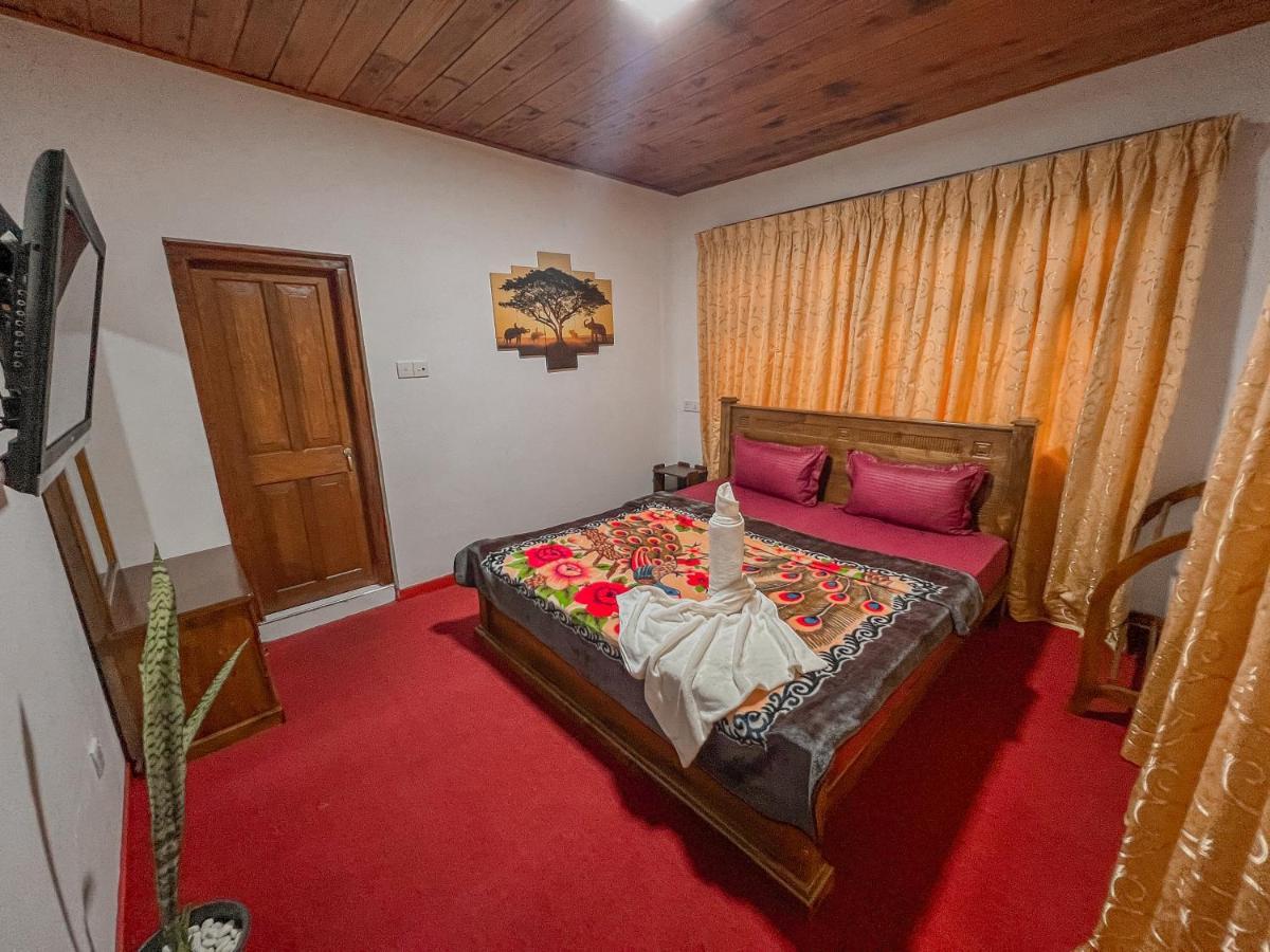 Royal Guest Hotel Inn นูวาราเอลิยา ภายนอก รูปภาพ